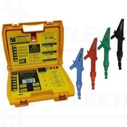 Mikroommetras PCE MO 3001 mažos vertės varžų matuoklis / skiriamoji geba 0,1 μΩ  / LCD ekranas / integruotas maitinimo akumuliatorius / polikarbonato ABS korpusas / USB sąsaja / matavimas pagal EN 61010-1 normas .